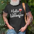 Damen T-Shirt Holla Die Weinfee, Vino Weiß- & Rotwein Design Geschenke für alte Männer