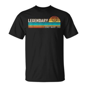 Volleyballspieler Legende Seit März 1982 Geburtstag T-Shirt - Seseable De