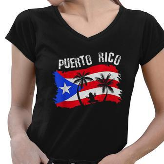 Distressed Style Puerto Rico Frog Gift Design Puerto Rico Women V-Neck T-Shirt - Thegiftio UK