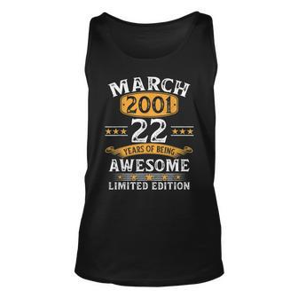 22 Geburtstag Geschenke Mann Frau Jahrgang März 2001 Tank Top - Seseable