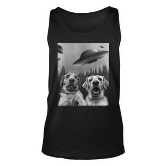 Labrador Selfie Funny Two Scaredy-Dogs And Ufos In Forest Unisex Tank Top - Thegiftio UK