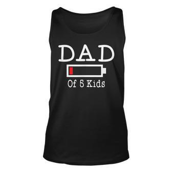 Mens Funny Dad Of 5 Kids - Low Battery Busy Father Parenting Unisex Tank Top - Thegiftio UK