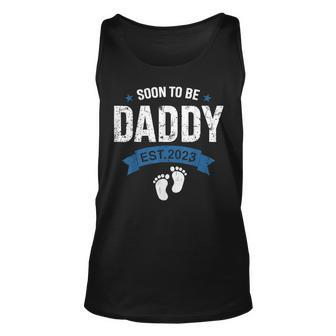 Mens Soon To Be Daddy 2023 New Dad Pregnancy Announcement Unisex Tank Top | Mazezy