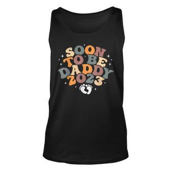 Mens Soon To Be Daddy Est2023 New Dad Pregnancy Daddy Men Unisex Tank Top - Thegiftio UK