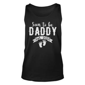 Mens Soon To Be Daddy Est2023 Retro Fathers Day New Dad Unisex Tank Top - Thegiftio UK