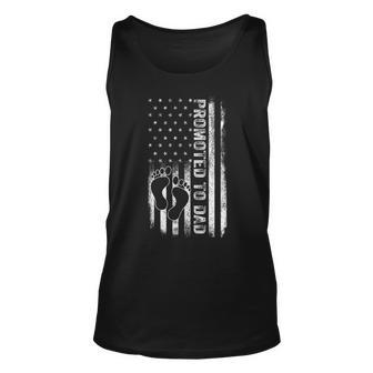 Mens Vintage Promoted To Dad Est 2023 First Time Fathers Day Gift Unisex Tank Top - Seseable