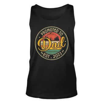 Promoted To Dad Est 2023 Retro New Dad First Dad Unisex Tank Top - Seseable