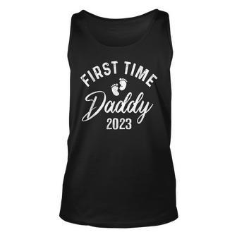 Promoted To Daddy Est 2023 First Time Dad Fathers Day Gift Unisex Tank Top - Seseable