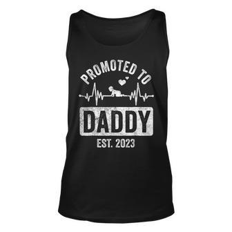 Promoted To Daddy Est 2023 First Time New Dad Fathers Day Unisex Tank Top - Thegiftio UK