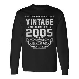 18 Year Old Vintage 2005 Made In 2005 18Th Birthday Men Long Sleeve T-Shirt - Thegiftio UK