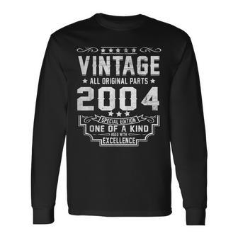 19 Year Old Vintage 2004 Made In 2004 19Th Birthday Men Long Sleeve T-Shirt - Thegiftio UK