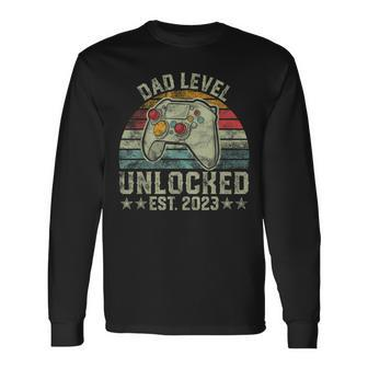 Retro Dad Level Unlocked Est 2023 New Dad Long Sleeve T-Shirt - Seseable