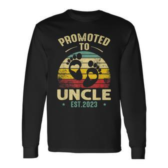 Vintage Promoted To Uncle 2023 Baby Feet New Uncle Long Sleeve T-Shirt - Seseable