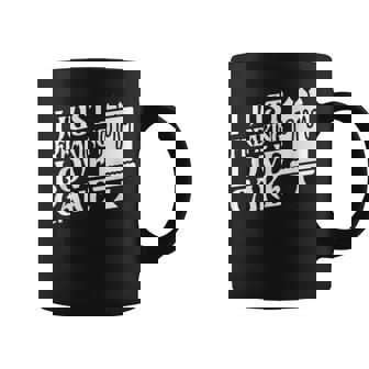 I Just Freaking Love Cake Snack Baking Cake Coffee Mug | Mazezy