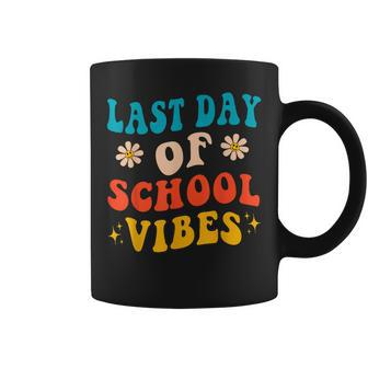 Last Day Of School Vibes Retro Last Day Of School Teacher Coffee Mug - Thegiftio UK