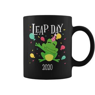 Leap Day February 29Th Funny Leap Year 2020 Dab Frog Gift Coffee Mug | Mazezy