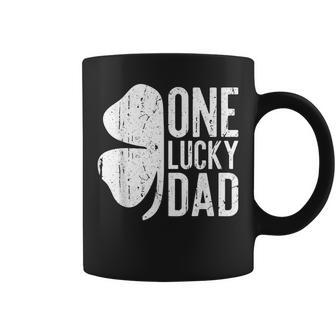 Mens One Lucky Dad Vintage St Patrick Day Coffee Mug - Seseable