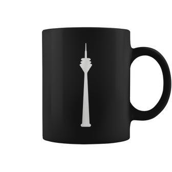 Schwarzes Tassen mit Weißem Turmdruck Motiv, Modisches Stadtdesign Tee - Seseable