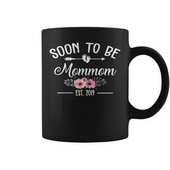 Soon To Be Mommom Est 2019 Mothers Day New Mommy Gif Coffee Mug | Mazezy