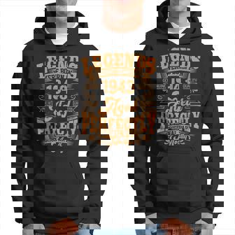 80 Year Old Gifts Legends Born In 1943 Vintage 80Th Birthday Hoodie - Seseable