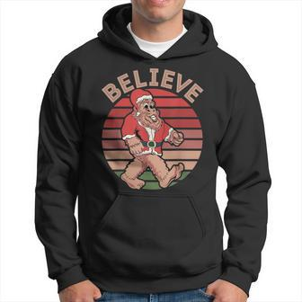 Believe Bigfoot Christmas Retro Sunset Funny Santa Hat Yeti Men Hoodie Graphic Print Hooded Sweatshirt - Seseable