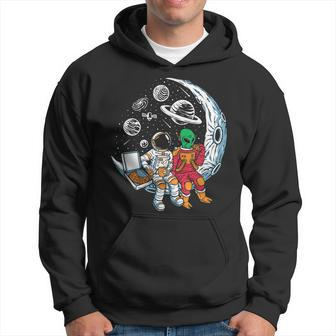 Funny Astronaut And Alien Love Eating Pizza Exploring Space Hoodie - Seseable