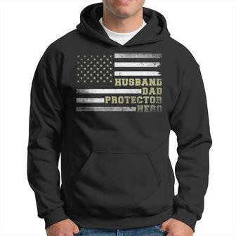 Funny Dad Fathers Day First Time Best Husband Daddy Gift For Mens Hoodie | Mazezy UK