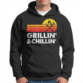 Grilling And Chilling Smoke Meat Bbq Gift Home Cook Dad Men Hoodie - Seseable
