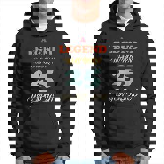 A Legend Was Born Jahrestag Vintage Farben Hoodie - Seseable