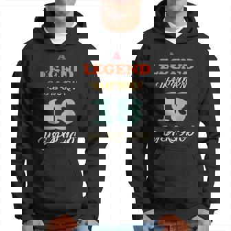 A Legend Was Born Jahrestag Vintage Farben Hoodie - Seseable