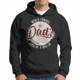 Mens Vintage Dads Bbq Chilling And Grilling Fathers Day Hoodie - Seseable