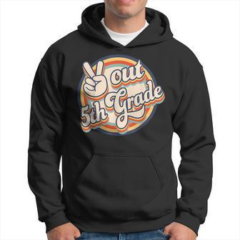 Peace Out 5Th Grade Retro Vintage Graduation Class Of 2023 Hoodie | Mazezy