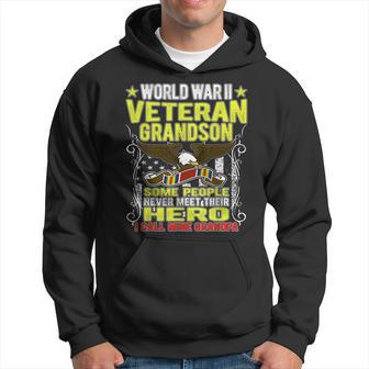 Proud World War 2 Veteran Grandson - Military Ww2 Grandchild Men Hoodie Graphic Print Hooded Sweatshirt - Seseable