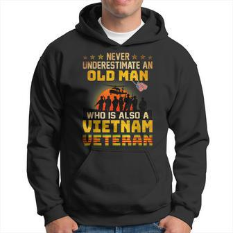 Vietnam Veteran Never Underestimate An Old Man Veteran Hoodie - Seseable