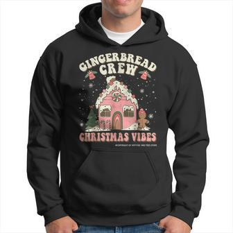 Vintage Groovy Christmas Pink Gingerbread House Baking Crew Men Hoodie - Thegiftio UK