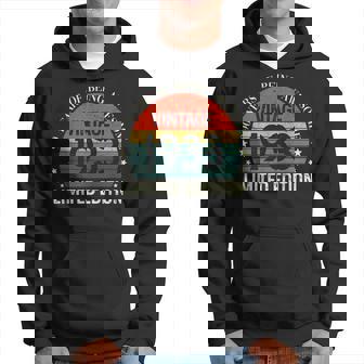 Vintage Made In 1933 90 Year Old Gifts Retro 90Th Birthday V3 Hoodie - Thegiftio