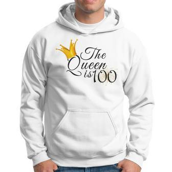 Damen 100. Geburtstag Hoodie - The Queen Is 100 Design für Oma & Mama - Seseable