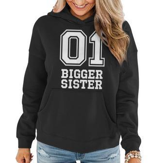 01 Bigger Sister Number 1 One Funny Gift Women Hoodie | Mazezy