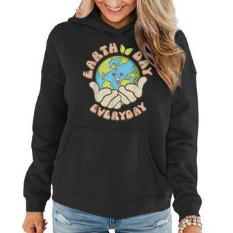 Earth Day Everyday Retro Groovy Mother Earth Women Hoodie | Mazezy