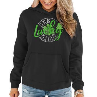Father Irish Clovers St Patricks Day One Lucky Daddy Funny Women Hoodie - Seseable