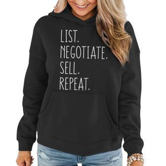 Funny Gift For Real Estate Agent Broker Woman Realtor Sister Gift For Womens Women Hoodie | Mazezy
