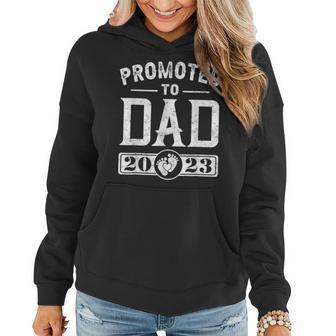 Soon To Be Dad Est 2023 Fathers Day First Time Dad Women Hoodie - Seseable