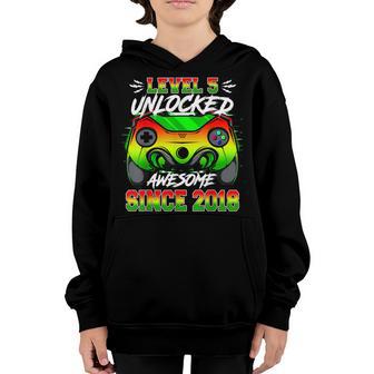 Level 5 Unlocked Awesome 2018 Video Game 5Th Birthday Gift V2 Youth Hoodie - Thegiftio UK