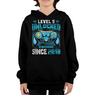 Level 5 Unlocked Awesome 2018 Video Game 5Th Birthday Gift V4 Youth Hoodie - Thegiftio UK
