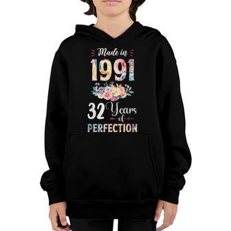 Made In 1991 Floral 32 Year Old 32Th Birthday Gift For Girls Youth Hoodie - Thegiftio UK