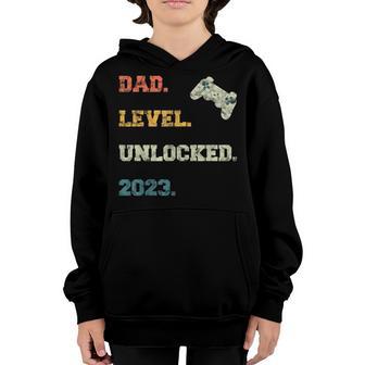 Mens Dad Level Unlocked 2023 Gamer Pregnancy Soon To Be Father V2 Youth Hoodie - Thegiftio UK