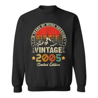 18 Year Old Gifts Vintage 2005 Limited Edition 18Th Birthday V16 Sweatshirt - Thegiftio UK