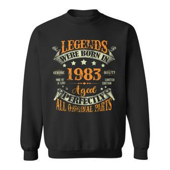 40 Years Old 40Th Birthday Gift Vintage Legends Born In 1983 Sweatshirt - Seseable