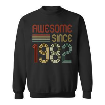 40Th Birthday Vintage 1982 Made In 1982 Awesome Since 1982 Sweatshirt - Seseable