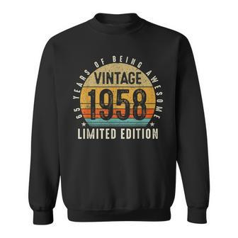 65 Year Old Gifts Vintage 1958 Limited Edition 65Th Birthday Men Women Sweatshirt Graphic Print Unisex - Seseable